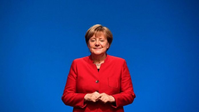 Уряд Меркель готовий заміщати газ альтернативною енергетикою