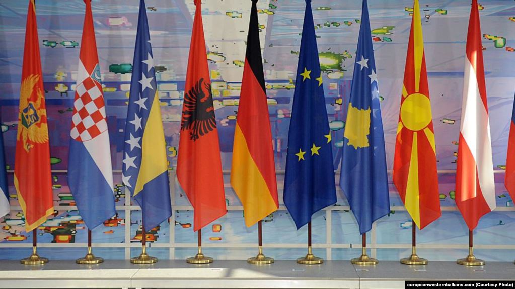 11 країн ЄС не захотіли висилати російських дипломатів