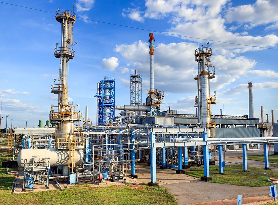 Шебелинський завод на третину знизив переробку нафтової сировини