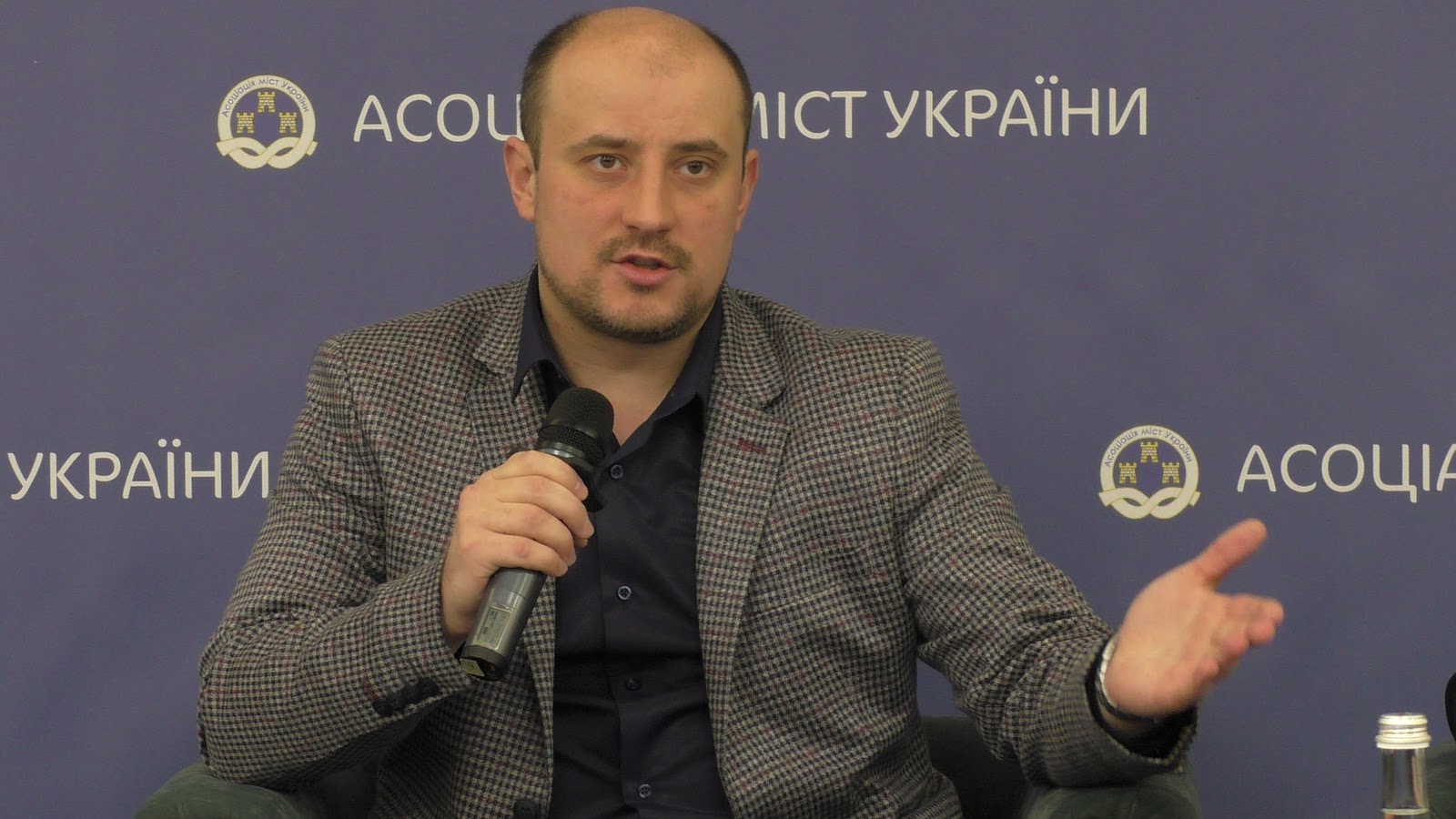 Олександр Слобожан: “Комунальників треба звільнити від сплати ПДВ на рік