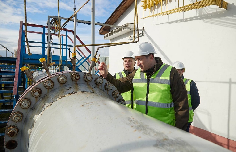 Запаси газу в українських сховищах перевищили 15,7 млрд куб. м