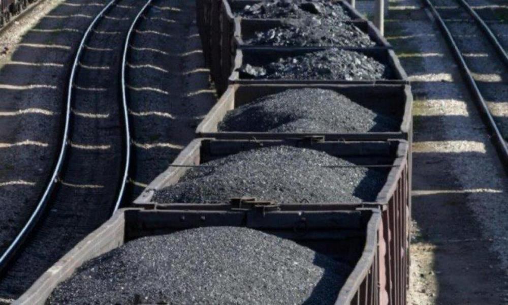 Міненерго заявляє про збільшення видобутку вугілля на держшахтах