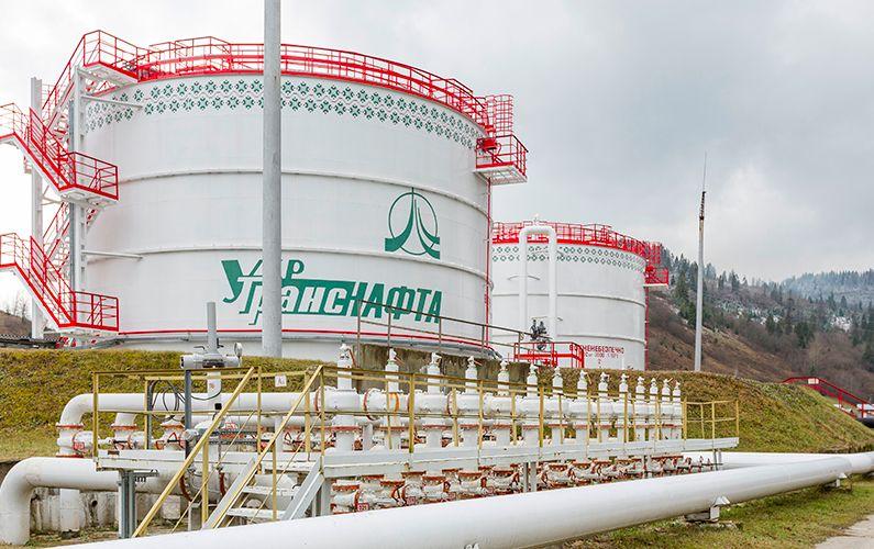 Перекачка нафти в Україні знизилась на 9% за півроку