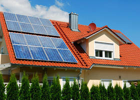Президент підписав закон про домашні сонячні станції