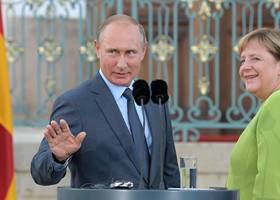 Путін і Меркель обговорили транзит російського газу через територію України