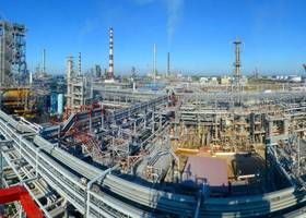 Укртранснафта почала транзит азербайджанської нафти до Білорусі