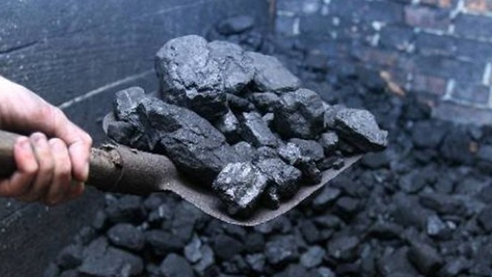 Уряд знову відтермінував введення мита на російське вугілля