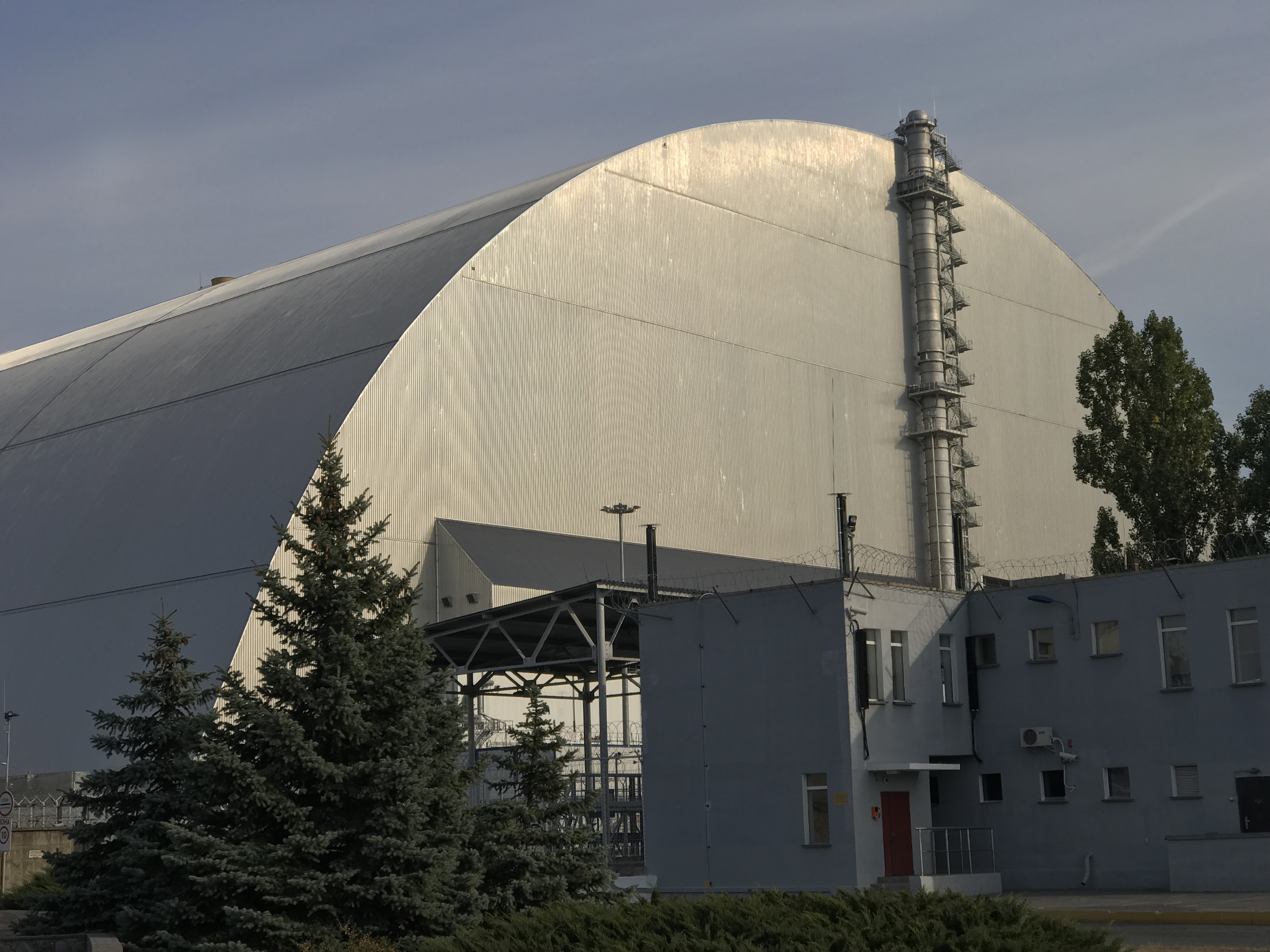 Чорнобильська АЕС почала перевозити ядерне паливо до нового сховища