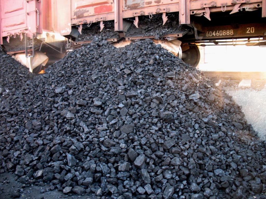 На Донеччині склади ТЕС перевантажені вугіллям майже в 3 рази