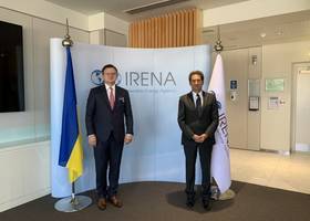 Кулеба обговорив в IRENA плани України з використання зеленого водню