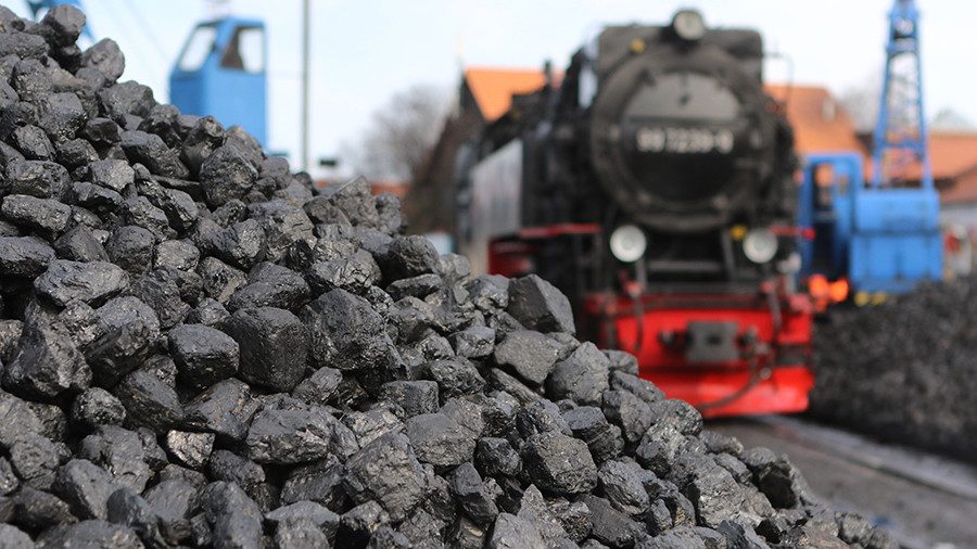 На складах уже в 4,3 рази менше вугілля, ніж за планом