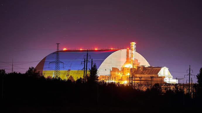 Чорнобильська АЕС повністю знеструмлена