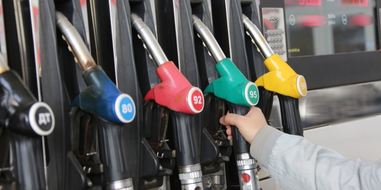 Гранична ціна бензину та ДП в Україні на початок травня підвищилась