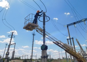 Укренерго заявляє про відновлення енергоживлення майже по всій Україні