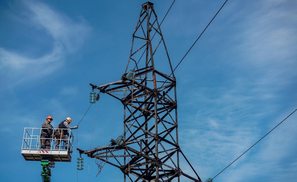 Енергетики відновили електропостачання 9 тис. абонентів Донецької області
