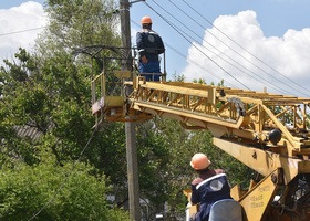 Мешканці близько 430 населених пунктів залишаються без світла 6 листопада