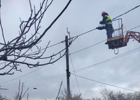 Енергетики за добу відновили живлення для 62 тис. споживачів