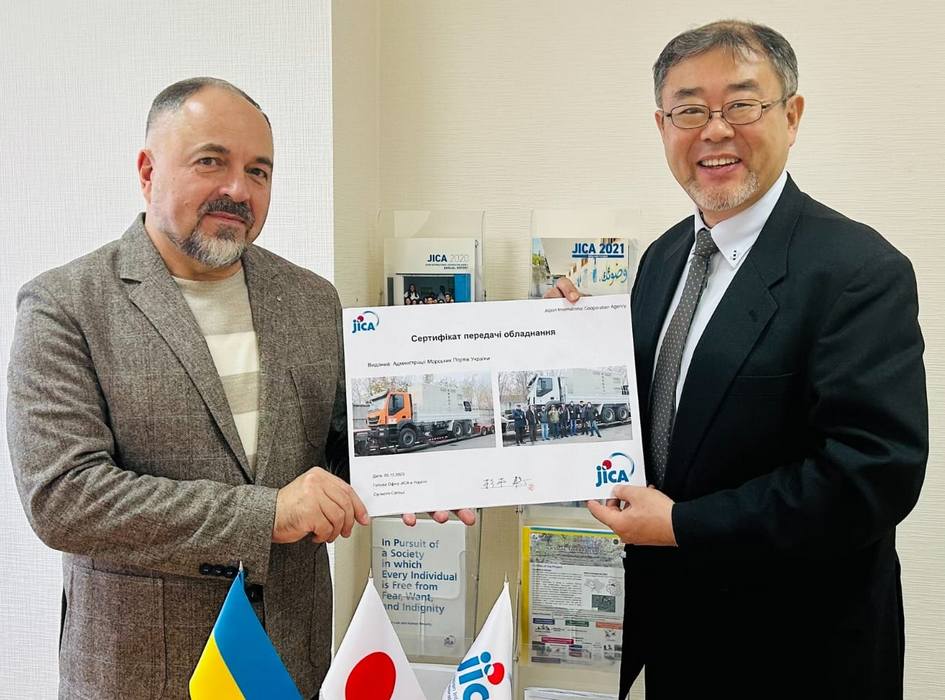 Японія передала Україні 6 дизель-генераторів потужністю 550 кВА