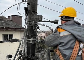 Енергетики знову потрапили під обстріл на Дніпропетровщині