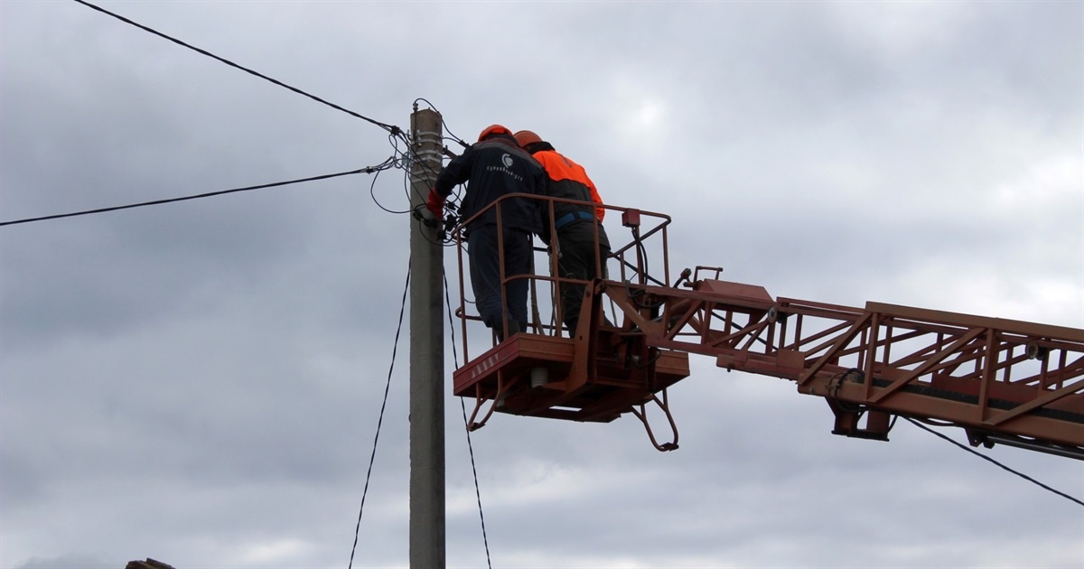 The storm cut off electricity in 218 settlements in ten regions