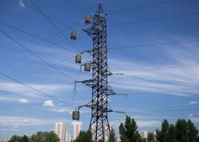 Debt crisis in a balancing market: consequences of state regulation