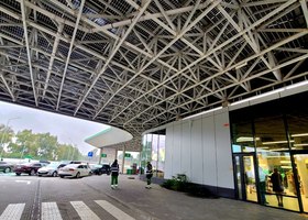 СЕС та теплові насоси: під Києвом відкрився енергоефективний АЗК